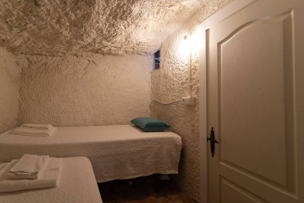 Villa Cueva Con Jacuzzi A 20 Minutos De Valencia Benaguacil Esterno foto